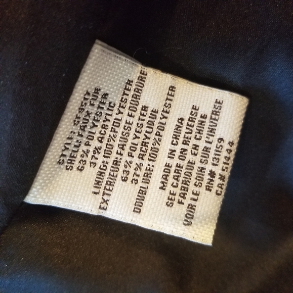 New with Tags Shelby Collection Black Faux Fur Vest Size Latge - Picture 7 of 7